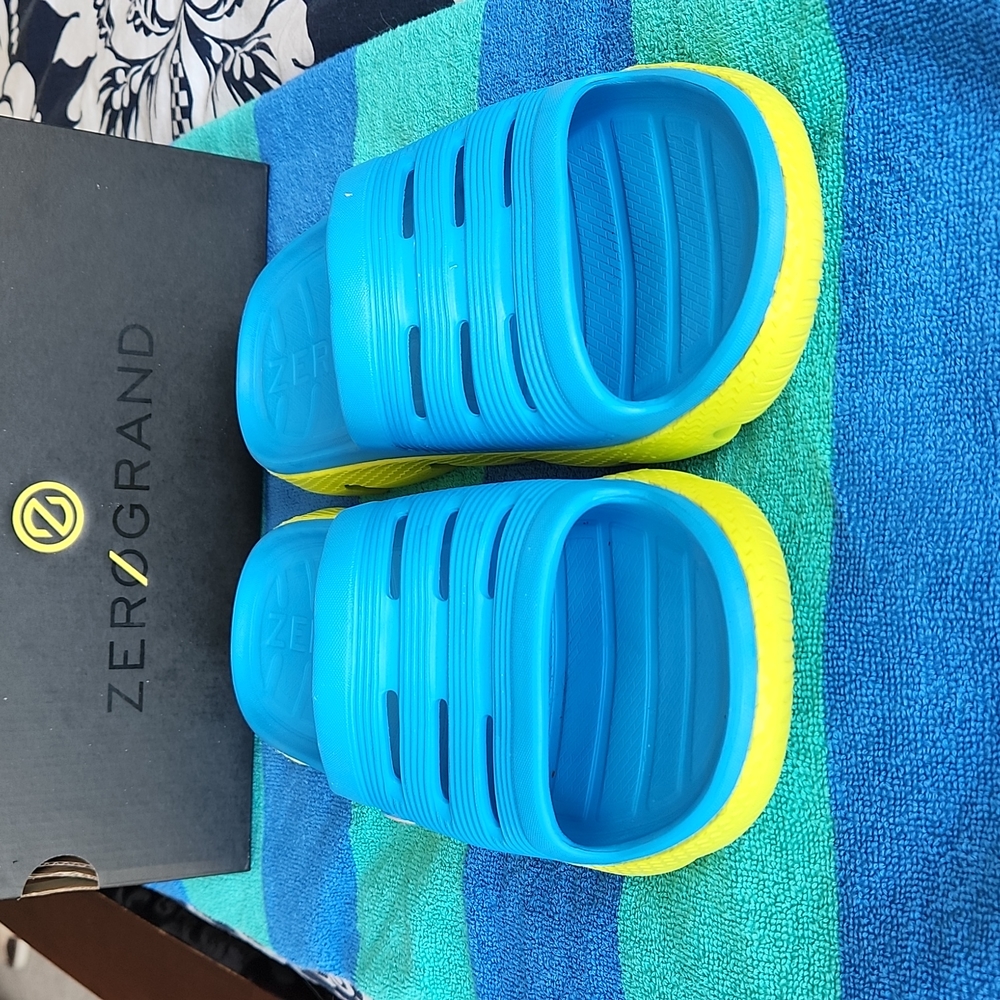 Sandals swim  COLE HAAN Grand 360